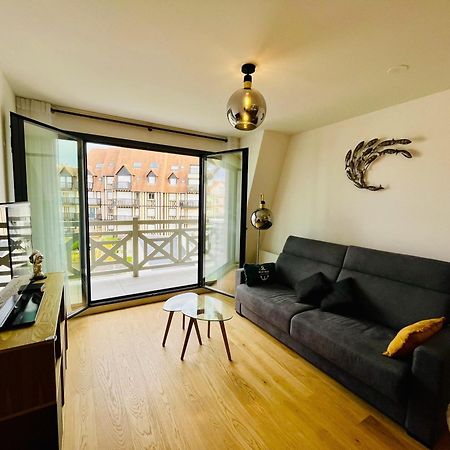 Sejour Authentique - Balcon, Parking & Wifi Ultra-Rapide Apartment Довил Екстериор снимка